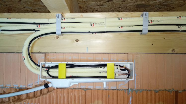 Příprava pro budoucí montáž klimatizací RD Mnichovo Hradiště