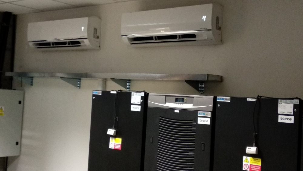 Serverovna + UPS Vývoj II.